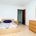 Апартаменты Edificio Parke Коральео
